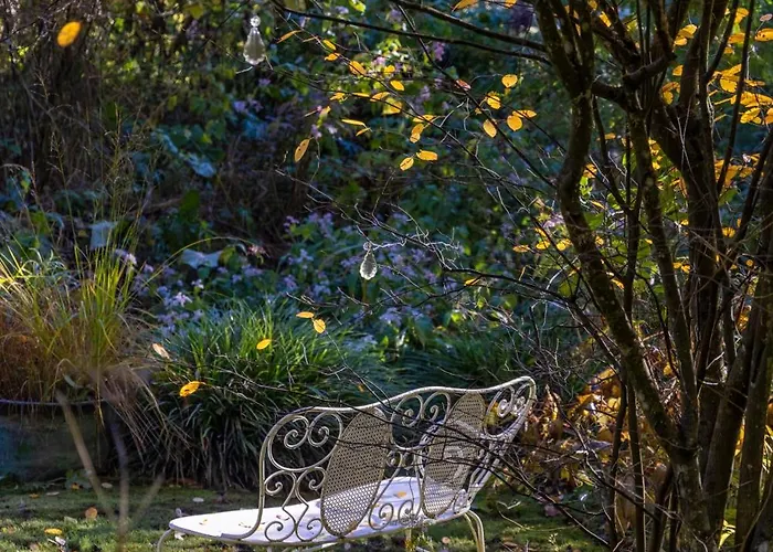 Roulotte Immersive Au Jardin De Niargoutte Luxuszelt